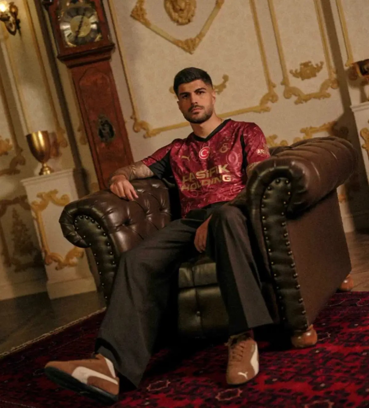 土耳其足坛1024名球员赌球事件始末，其中149人被判处8个月至1年不等的禁赛。